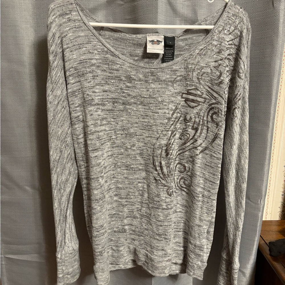 Harley-Davidson Gray Long Sleeve Tee with Swirl Design